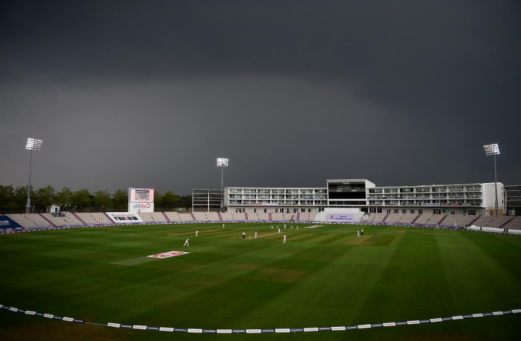 Test Cricket and bad weather