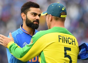 Virat kohli & Finch During India vs Australia 2nd ODI Series